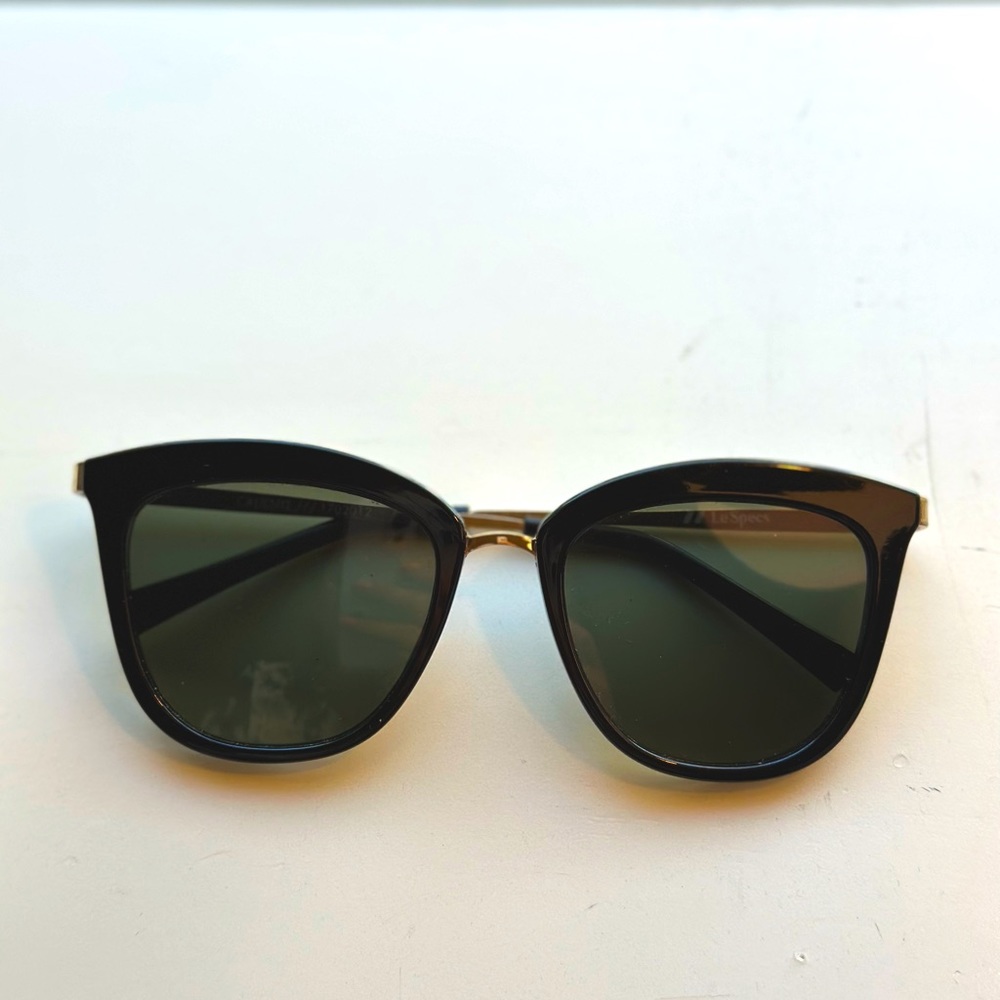 Le Specs ‘Caliente’ sunglasses in black gold